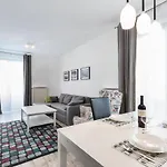 דירה Baltica Heaven By 2Homerent - Przestronne Apartamenty Premium Przy Samej Plazy רוגובו